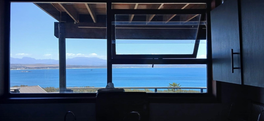 5 Bedroom Property for Sale in De Bakke Western Cape